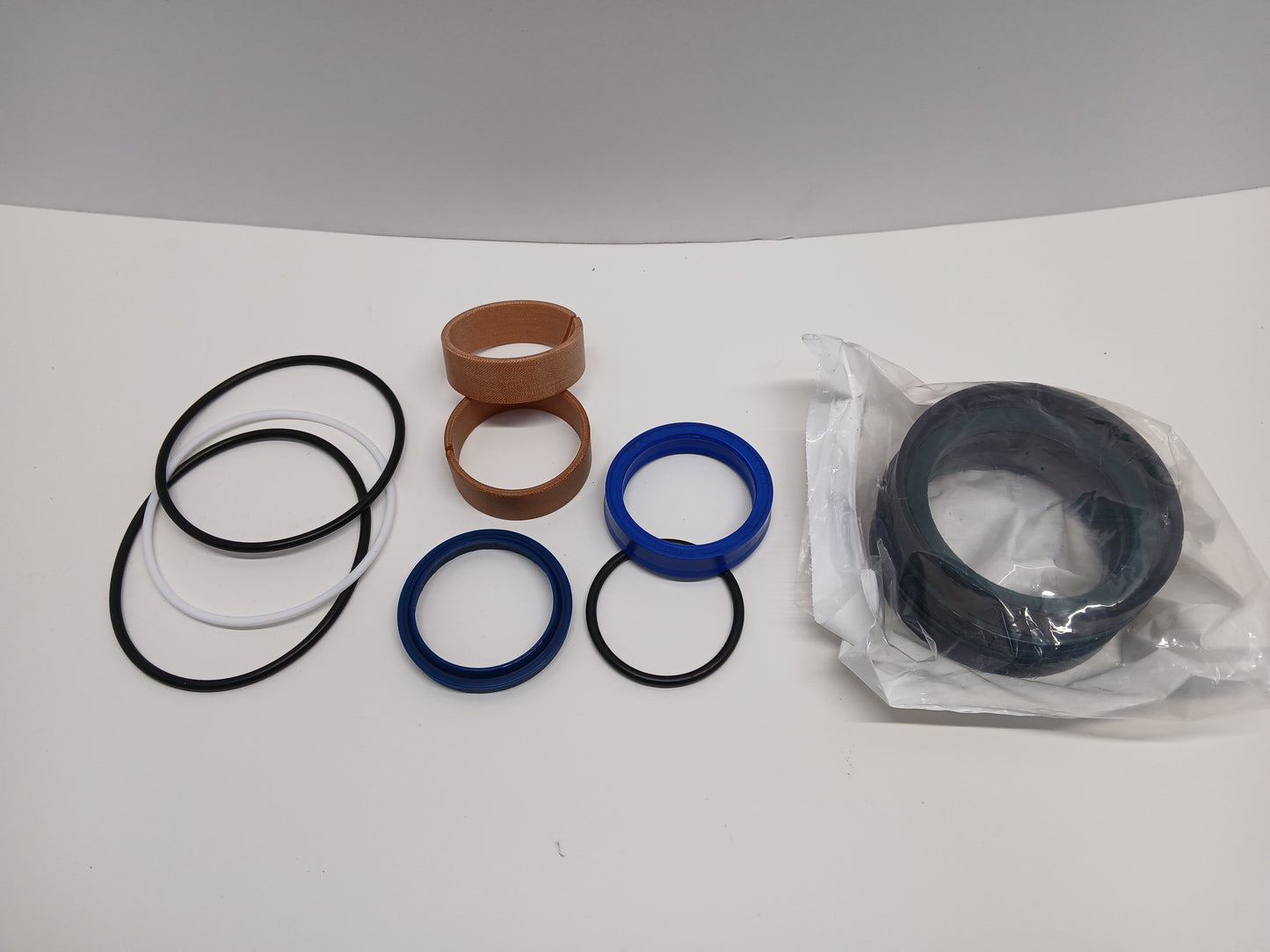 36/45 Outrigger Seals- new style (40mm diameter rod)